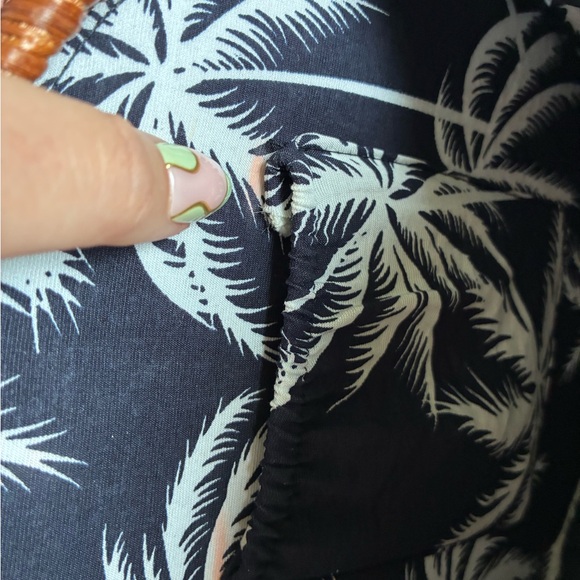 TROPIC// Brown Woven Crossbody Bag - Picture 7 of 10